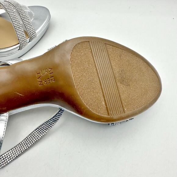 Naturalizer Womens Brenta2 Platform Heel Sandal US 9.5 M EU 40.5 Silver NWOB - Picture 14 of 14